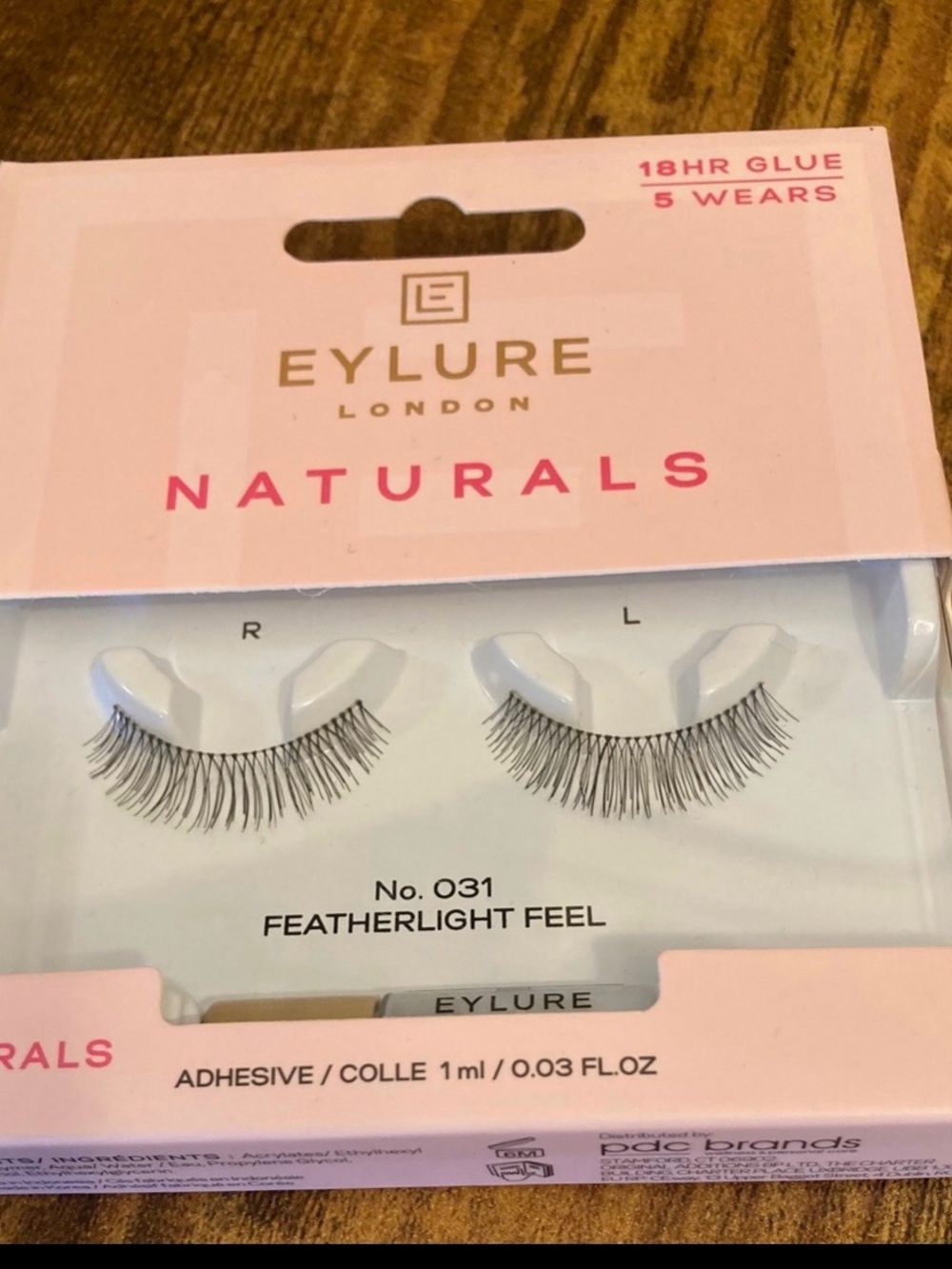 Eylure Naturals Lashes - No. 31-Black
Glue included New